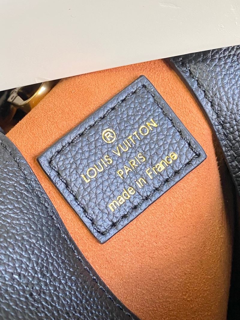Louis Vuitton Hobo Bags